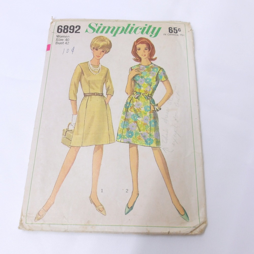 Simplicity Sewing Pattern Dress Vintage 6892 Women's Dress / # 6892